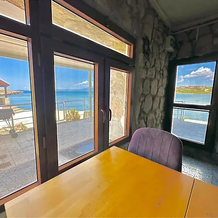 Denize Sifir-otantik Tas Ev Cesme