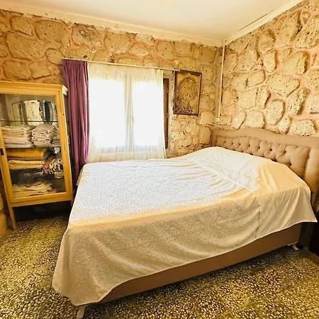 Denize Sifir-otantik Tas Ev * Cesme