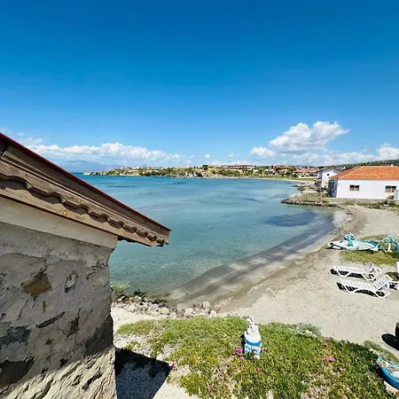 Denize Sifir-otantik Tas Ev Villa